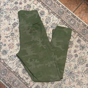 Women’s Camo Green Leggings